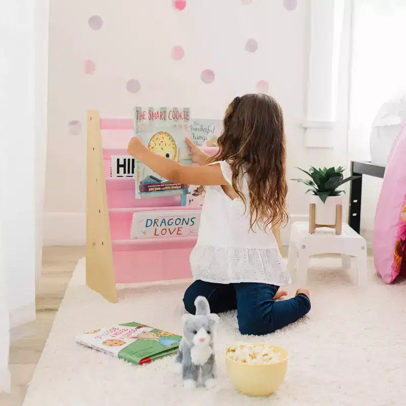 Étagère à Livres Suspendue pour Enfants en Cuir Vegan – 4 Niveaux, Bois Naturel et Rose Clair