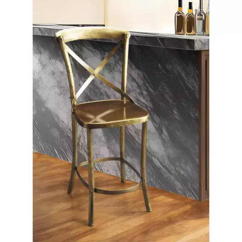 Chaise de bar 24" en fer doré avec haut dossier et repose-pieds – Style transitionnel