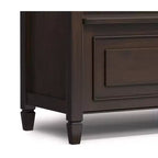 Banc de rangement traditionnel en bois massif de 56 po pour entrée – 3 compartiments, Châtaignier foncé
