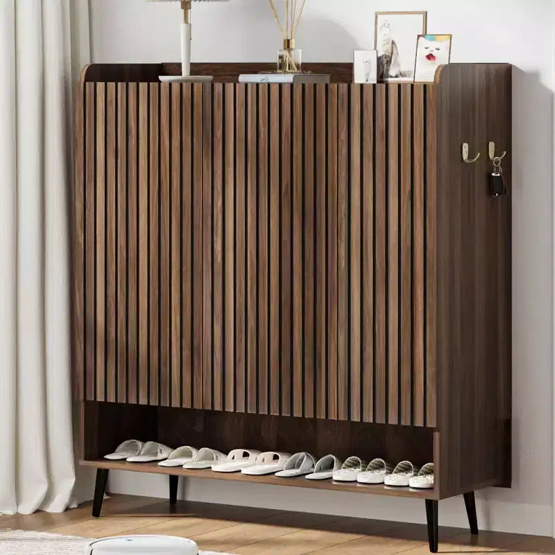 Meuble à chaussures, grande étagère à chaussures pour 30 paires avec 3 portes et étagères réglables pour entrée