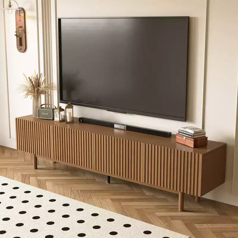 Meuble TV console cannelé de 220 cm avec rangement superposé et pieds en bois massif