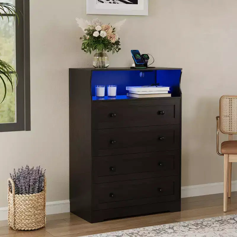 Commode en bois à 4 tiroirs avec lumières LED et station de charge, table de chevet et commode, organisateur de rangement pour chambre à coucher, salon, couloir, placard